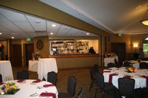 IMG_0948_R50_PreDinner_BarArea_.jpg